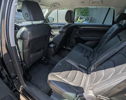 Чорний Шкода Kodiaq, об'ємом двигуна 1.97 л та пробігом 280 тис. км за 25000 $, фото 17 на Automoto.ua