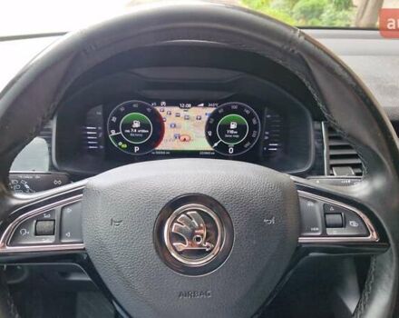 Чорний Шкода Kodiaq, об'ємом двигуна 1.97 л та пробігом 235 тис. км за 25500 $, фото 6 на Automoto.ua