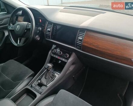 Черный Шкода Kodiaq, объемом двигателя 1.97 л и пробегом 268 тыс. км за 26900 $, фото 50 на Automoto.ua