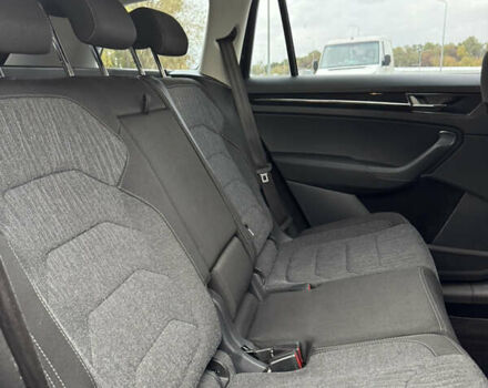 Черный Шкода Kodiaq, объемом двигателя 1.97 л и пробегом 230 тыс. км за 26888 $, фото 40 на Automoto.ua