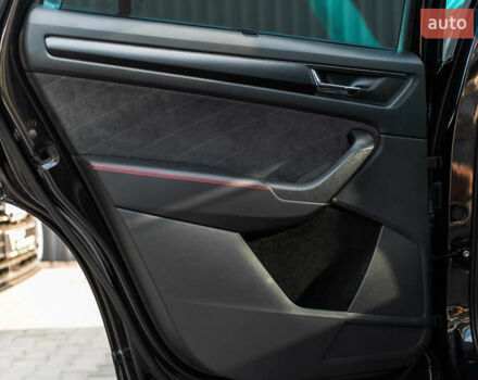 Черный Шкода Kodiaq, объемом двигателя 1.97 л и пробегом 225 тыс. км за 37000 $, фото 30 на Automoto.ua