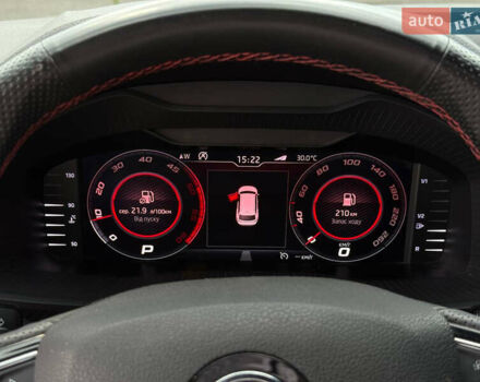 Черный Шкода Kodiaq, объемом двигателя 1.97 л и пробегом 55 тыс. км за 37800 $, фото 56 на Automoto.ua