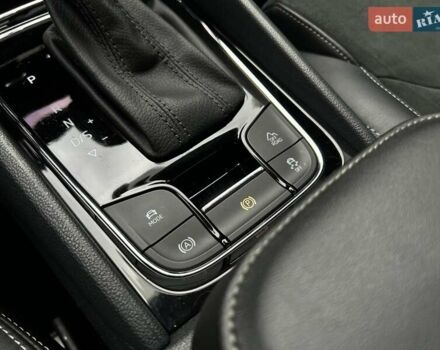 Чорний Шкода Kodiaq, об'ємом двигуна 1.97 л та пробігом 119 тис. км за 29999 $, фото 51 на Automoto.ua