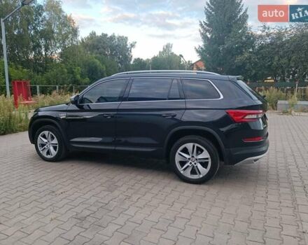 Черный Шкода Kodiaq, объемом двигателя 1.97 л и пробегом 268 тыс. км за 26900 $, фото 13 на Automoto.ua