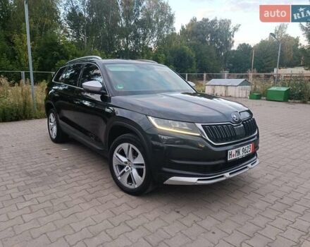 Черный Шкода Kodiaq, объемом двигателя 1.97 л и пробегом 268 тыс. км за 26900 $, фото 4 на Automoto.ua