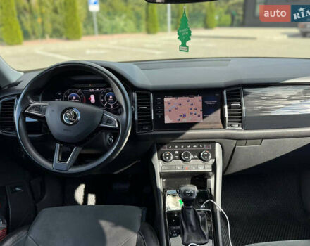 Шкода Kodiaq 2019 в Кременчуге на Automoto.ua Черный Шкода Kodiaq, объемом двигателя 1.98 л и пробегом 136 тыс. км за 22000 $, фото 7 на Automoto.ua