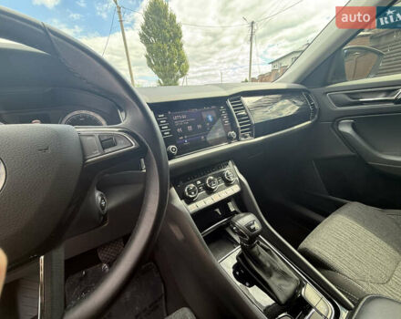 Черный Шкода Kodiaq, объемом двигателя 1.97 л и пробегом 267 тыс. км за 24200 $, фото 35 на Automoto.ua