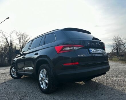 Черный Шкода Kodiaq, объемом двигателя 2 л и пробегом 49 тыс. км за 29000 $, фото 2 на Automoto.ua