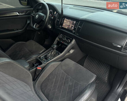 Черный Шкода Kodiaq, объемом двигателя 1.97 л и пробегом 220 тыс. км за 30999 $, фото 33 на Automoto.ua