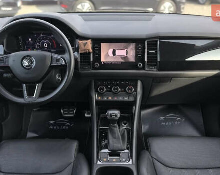 Черный Шкода Kodiaq, объемом двигателя 1.97 л и пробегом 179 тыс. км за 32500 $, фото 2 на Automoto.ua
