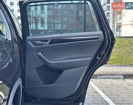 Черный Шкода Kodiaq, объемом двигателя 1.97 л и пробегом 185 тыс. км за 32800 $, фото 90 на Automoto.ua