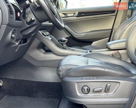 Черный Шкода Kodiaq, объемом двигателя 1.97 л и пробегом 185 тыс. км за 32800 $, фото 40 на Automoto.ua