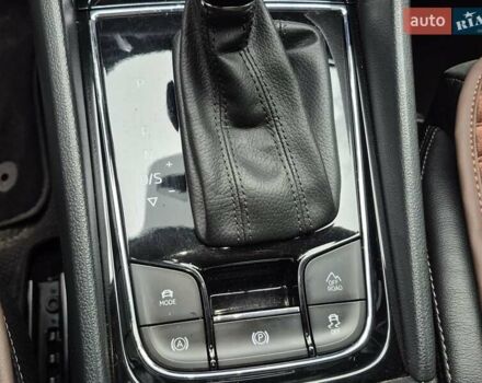 Черный Шкода Kodiaq, объемом двигателя 1.97 л и пробегом 213 тыс. км за 24700 $, фото 8 на Automoto.ua