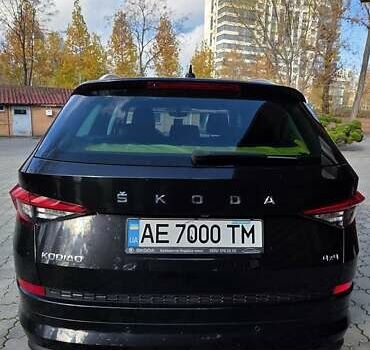 Черный Шкода Kodiaq, объемом двигателя 1.98 л и пробегом 90 тыс. км за 37500 $, фото 5 на Automoto.ua