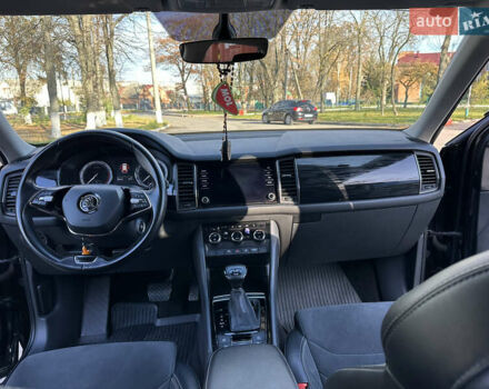 Черный Шкода Kodiaq, объемом двигателя 2 л и пробегом 169 тыс. км за 27000 $, фото 39 на Automoto.ua