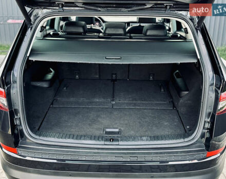 Чорний Шкода Kodiaq, об'ємом двигуна 1.97 л та пробігом 219 тис. км за 28999 $, фото 88 на Automoto.ua