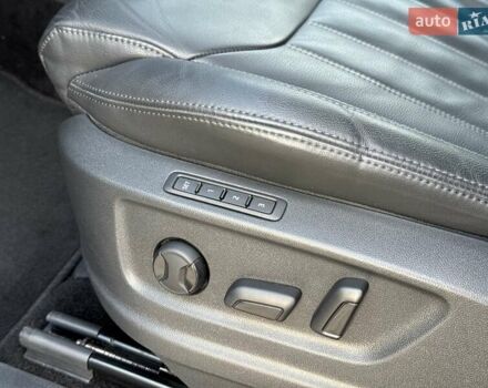 Черный Шкода Kodiaq, объемом двигателя 1.97 л и пробегом 185 тыс. км за 32800 $, фото 42 на Automoto.ua