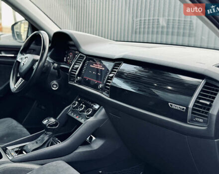 Чорний Шкода Kodiaq, об'ємом двигуна 1.97 л та пробігом 219 тис. км за 28999 $, фото 97 на Automoto.ua