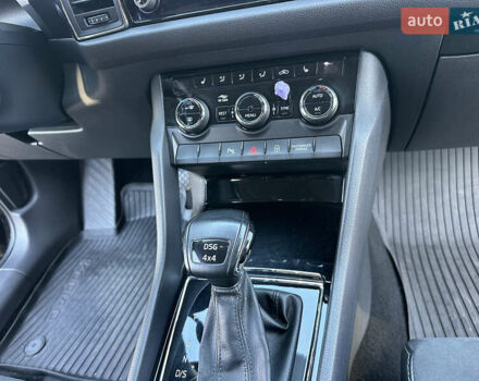 Черный Шкода Kodiaq, объемом двигателя 2 л и пробегом 169 тыс. км за 27000 $, фото 55 на Automoto.ua
