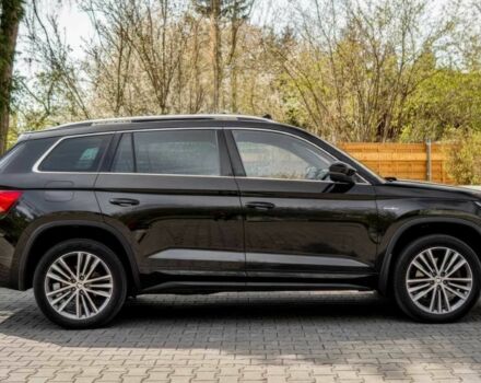 Черный Шкода Kodiaq, объемом двигателя 2 л и пробегом 56 тыс. км за 25000 $, фото 2 на Automoto.ua