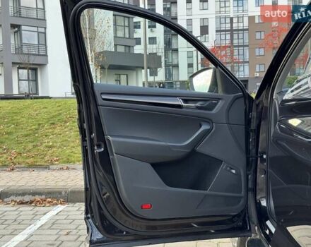 Черный Шкода Kodiaq, объемом двигателя 1.97 л и пробегом 185 тыс. км за 32800 $, фото 86 на Automoto.ua