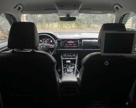 Черный Шкода Kodiaq, объемом двигателя 2 л и пробегом 213 тыс. км за 27000 $, фото 2 на Automoto.ua