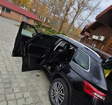 Черный Шкода Kodiaq, объемом двигателя 1.98 л и пробегом 90 тыс. км за 37500 $, фото 9 на Automoto.ua