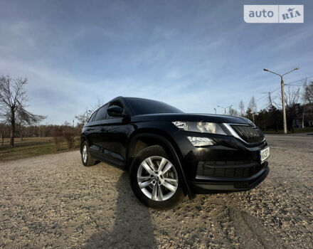 Чорний Шкода Kodiaq, об'ємом двигуна 2 л та пробігом 49 тис. км за 29000 $, фото 3 на Automoto.ua