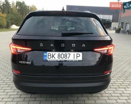 Черный Шкода Kodiaq, объемом двигателя 1.97 л и пробегом 155 тыс. км за 31500 $, фото 6 на Automoto.ua