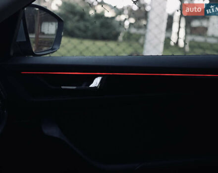 Чорний Шкода Kodiaq, об'ємом двигуна 1.97 л та пробігом 219 тис. км за 28999 $, фото 147 на Automoto.ua