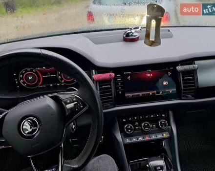Черный Шкода Kodiaq, объемом двигателя 1.97 л и пробегом 208 тыс. км за 35700 $, фото 3 на Automoto.ua