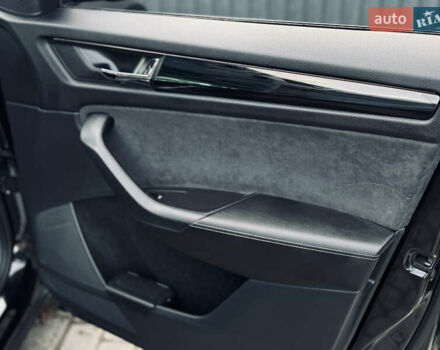 Чорний Шкода Kodiaq, об'ємом двигуна 1.97 л та пробігом 219 тис. км за 28999 $, фото 95 на Automoto.ua