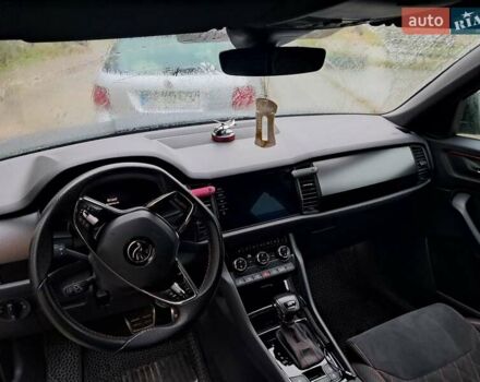 Черный Шкода Kodiaq, объемом двигателя 1.97 л и пробегом 208 тыс. км за 35700 $, фото 2 на Automoto.ua