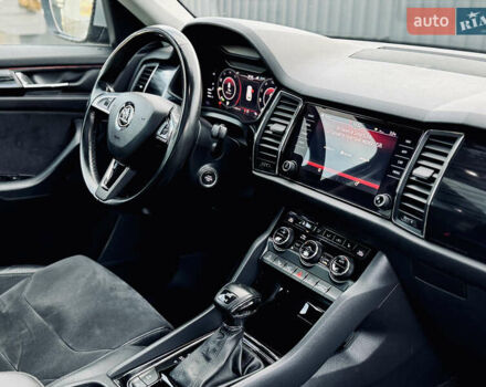 Чорний Шкода Kodiaq, об'ємом двигуна 1.97 л та пробігом 219 тис. км за 28999 $, фото 99 на Automoto.ua