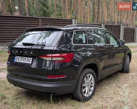 Шкода Kodiaq 2020 у Киеве на Automoto.ua Черный Шкода Kodiaq, об'ємом двигуна 1.97 л та пробігом 137 тис. км за 32000 $, фото 5 на Automoto.ua