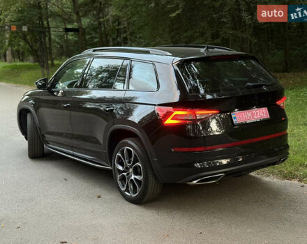 Черный Шкода Kodiaq, объемом двигателя 1.97 л и пробегом 204 тыс. км за 33500 $, фото 4 на Automoto.ua
