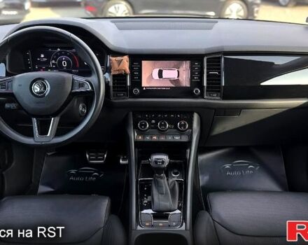 Черный Шкода Kodiaq, объемом двигателя 2 л и пробегом 179 тыс. км за 32500 $, фото 6 на Automoto.ua