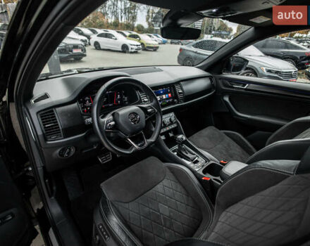 Чорний Шкода Kodiaq, об'ємом двигуна 2 л та пробігом 98 тис. км за 39500 $, фото 12 на Automoto.ua