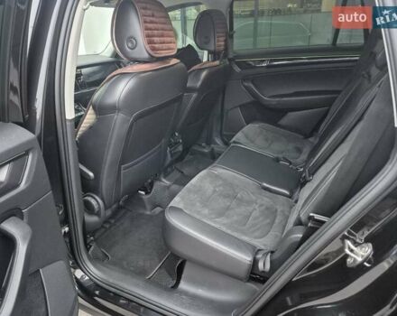 Черный Шкода Kodiaq, объемом двигателя 1.97 л и пробегом 213 тыс. км за 24700 $, фото 4 на Automoto.ua