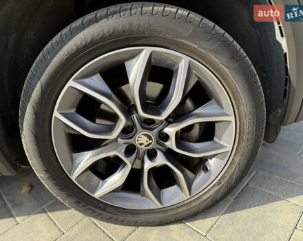 Черный Шкода Kodiaq, объемом двигателя 2 л и пробегом 175 тыс. км за 35499 $, фото 22 на Automoto.ua