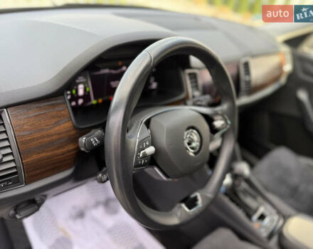 Черный Шкода Kodiaq, объемом двигателя 2 л и пробегом 175 тыс. км за 35499 $, фото 40 на Automoto.ua