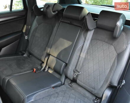 Чорний Шкода Kodiaq, об'ємом двигуна 2 л та пробігом 160 тис. км за 31999 $, фото 75 на Automoto.ua