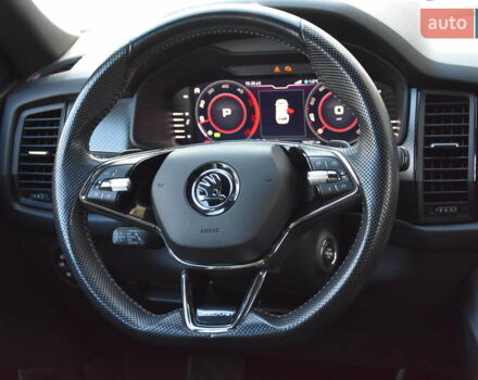 Чорний Шкода Kodiaq, об'ємом двигуна 2 л та пробігом 160 тис. км за 31999 $, фото 29 на Automoto.ua
