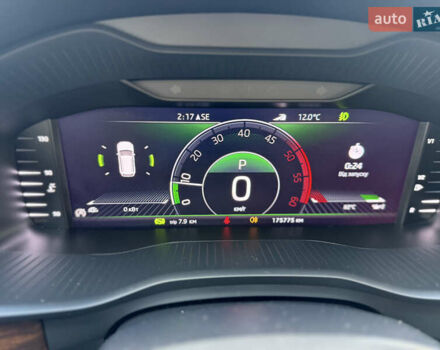 Черный Шкода Kodiaq, объемом двигателя 2 л и пробегом 175 тыс. км за 35499 $, фото 46 на Automoto.ua