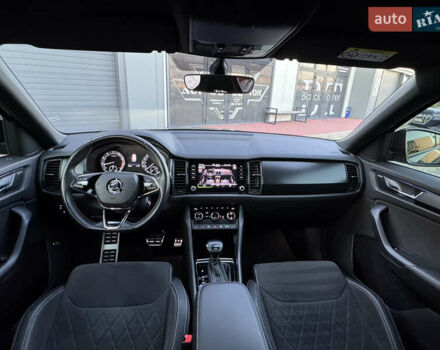 Черный Шкода Kodiaq, объемом двигателя 1.98 л и пробегом 55 тыс. км за 32999 $, фото 29 на Automoto.ua