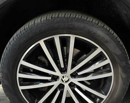 Черный Шкода Kodiaq, объемом двигателя 1.97 л и пробегом 92 тыс. км за 33600 $, фото 19 на Automoto.ua