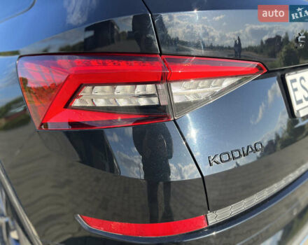 Черный Шкода Kodiaq, объемом двигателя 2 л и пробегом 190 тыс. км за 33999 $, фото 39 на Automoto.ua