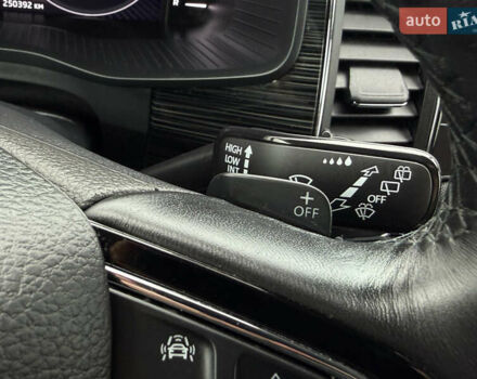 Черный Шкода Kodiaq, объемом двигателя 2 л и пробегом 237 тыс. км за 26555 $, фото 132 на Automoto.ua