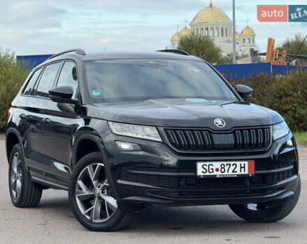 Черный Шкода Kodiaq, объемом двигателя 2 л и пробегом 160 тыс. км за 33499 $, фото 2 на Automoto.ua