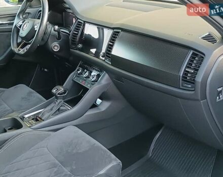 Черный Шкода Kodiaq, объемом двигателя 2 л и пробегом 137 тыс. км за 36950 $, фото 51 на Automoto.ua